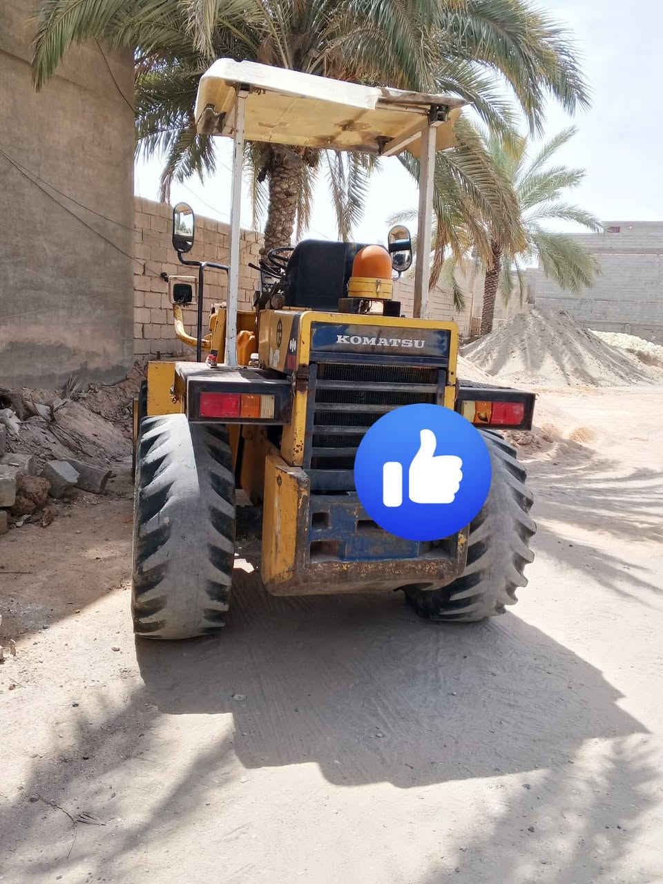 السلام عليكم شفل كوماتسو للبيع رقم بغداد بسمي تحويل مباشر دفع ورفع خير من الله مكينه جديده السعراتصال***********
