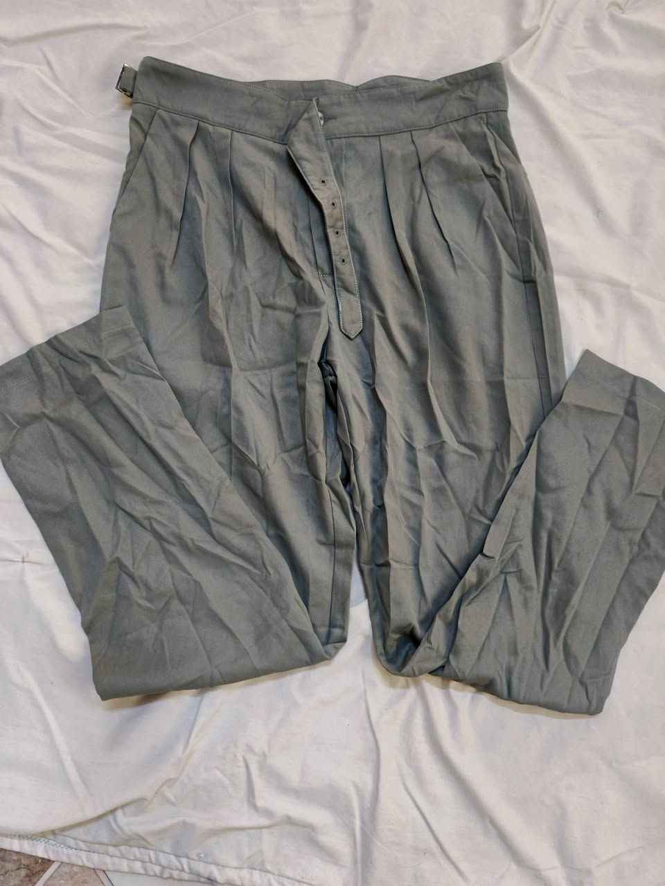 آخر قطع تنزيلات تجنن
بديات شورتات شبابي🩳👚

كل قطعه ع 5 الف  يحب يدخل خاص 😍😍


**إذا كنت صاحب هذا الإعلان وتريد حذفه لأي سبب، رجاءا أرسل رسالة إلى الدعم الفني**