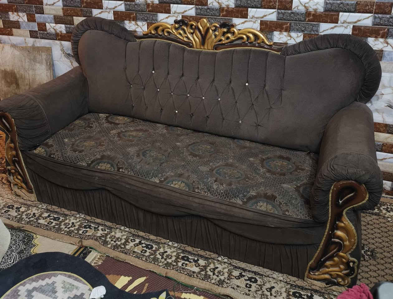 السلام عليكم تخم ( قنفات ) للبيع العدد ٢ تتحمل ٣ إلى ٤ اشخاص العنوان بغداد الرشاد ه‍ ***********
السعر  ٧٥  توصيل لايوجد
