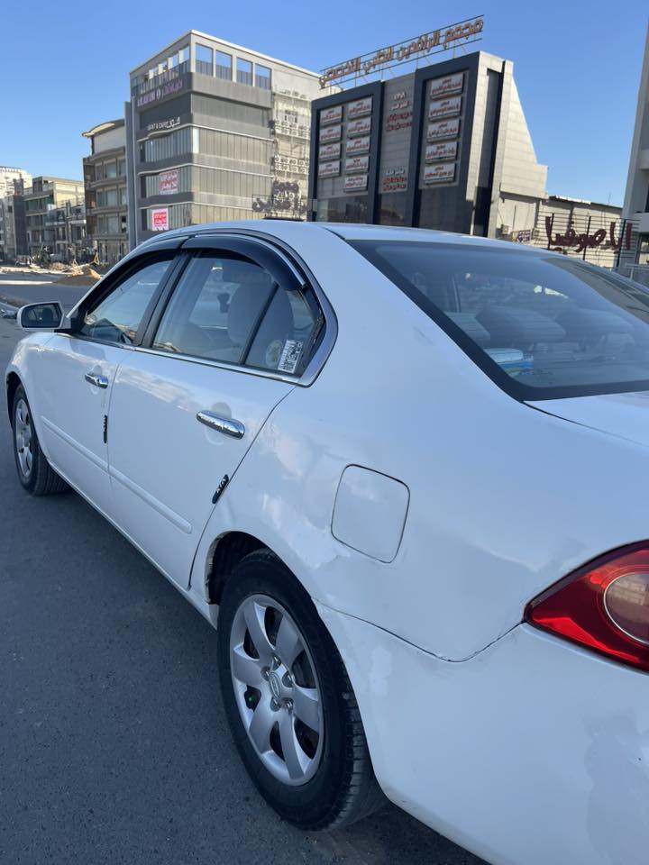 اوبتيما 2007وارد أمريكي مكينه 2400خمسه كير سياره بيه بس جملغ الخلفي او مصبوغ حزام جماليه السياره بسمي هزه جديده السعر 90 او بيها مجال مامتواجد على فيس اقره المنشور قبل لاتخابر ***********
*********** 
مكان السياره حله مركز
