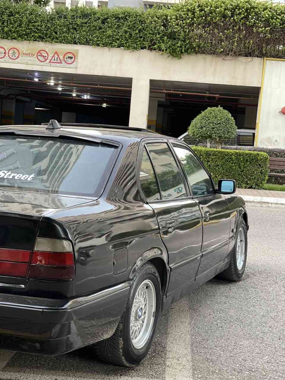 1994 
525
گێڕ عادی
ئاڕم پلاستیکی سلێمانی 
قرچێکی پێشی هەیە شایەنی باس کردن نیە
نمونەی جوانی 
ماشەلای ئەوێ قوەتی
کوشن هیتەر
٢ جام کارەبا 
سڵایت 
پێش پان
هۆکی بیلاد
***********
