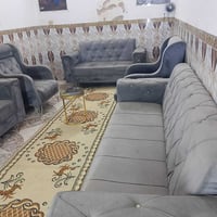 ١٠ مقعد • اسود • نضيف