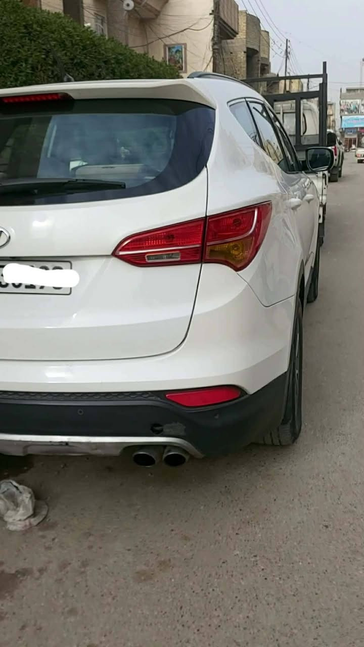 سنتافي خليجي اربيل 2014 بااسمي
7 راكب مواصفات فول
2400 محرك دوش جديد شرط كير شرط
تبريد تدفئة 3 قطع
كامره دوار
نظام ECO
بنوراما 
تبريد ثلج 
تحكم سترين جهتين مثبت سرعه 
مانع تزلغ 
صبغ جاملغ وباب بنيد مبدل بدون دواخل
لغد مكفول شرط بدون دواخل 
السعر 155 وبيها مجال للشراي
***********
