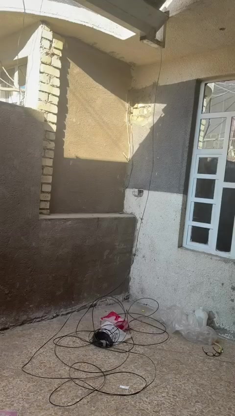 للايجار 
١٠٠متر طابق ونص 
مدخل واحد كراج جبير 
استقبال وصاله وخدمات وغرفه جوة
وفوكه غرفه وخدمات ومخزن بل سطح 
الشعب الزراعي نهايه شارع الصحه

السعر ٥٠٠الف قفل
***********
***********
ملا ميثم الكعبي
ملا حظه يوجد مشتمل للعوائل الزغيرة 
السعر ٢٥٠ الف قفل
