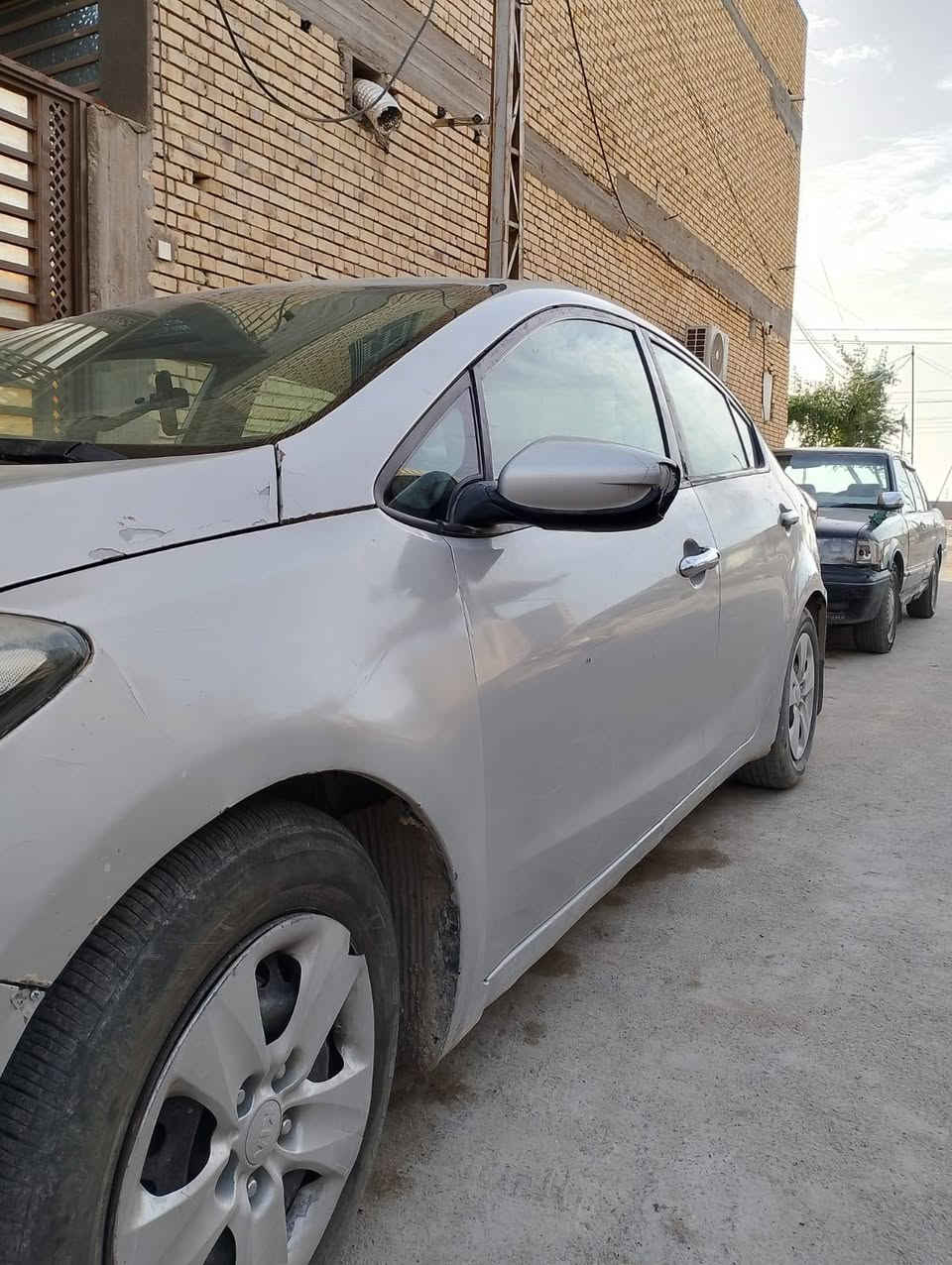 سلام عليكم كيا فورتي 2015 وأرد امريكي بي كتاب فحص رقم ذي قار بسمنا بي ثلاثة قطع غيار مبدل عوزه ترتيب حداديه مكاني ذي قار *********** السعر 90 وبي مجال
