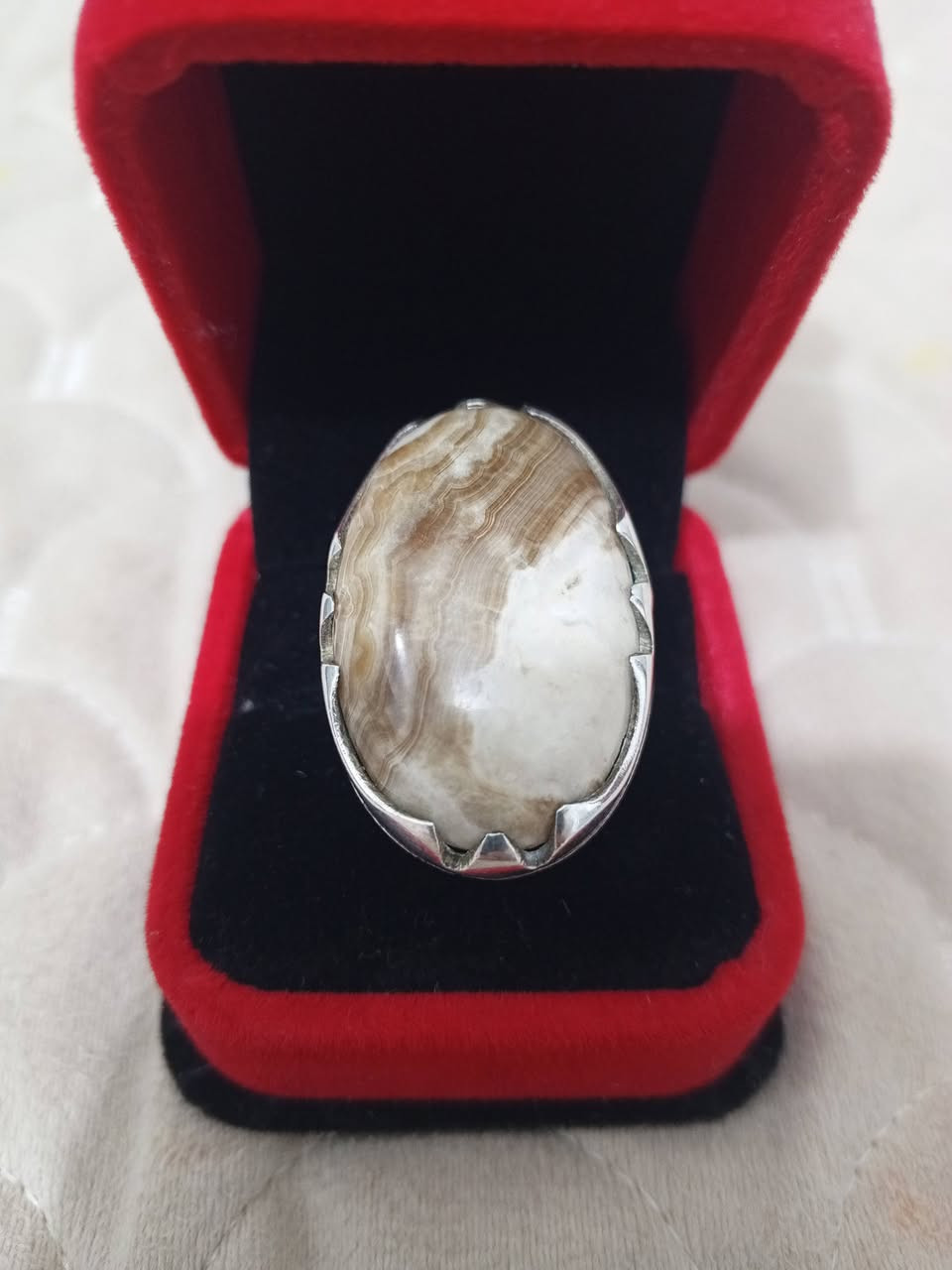 عطف بري قديم جراخه صياغه يدويه وزن 23غ،


**إذا كنت صاحب هذا الإعلان وتريد حذفه لأي سبب، رجاءا أرسل رسالة إلى الدعم الفني**