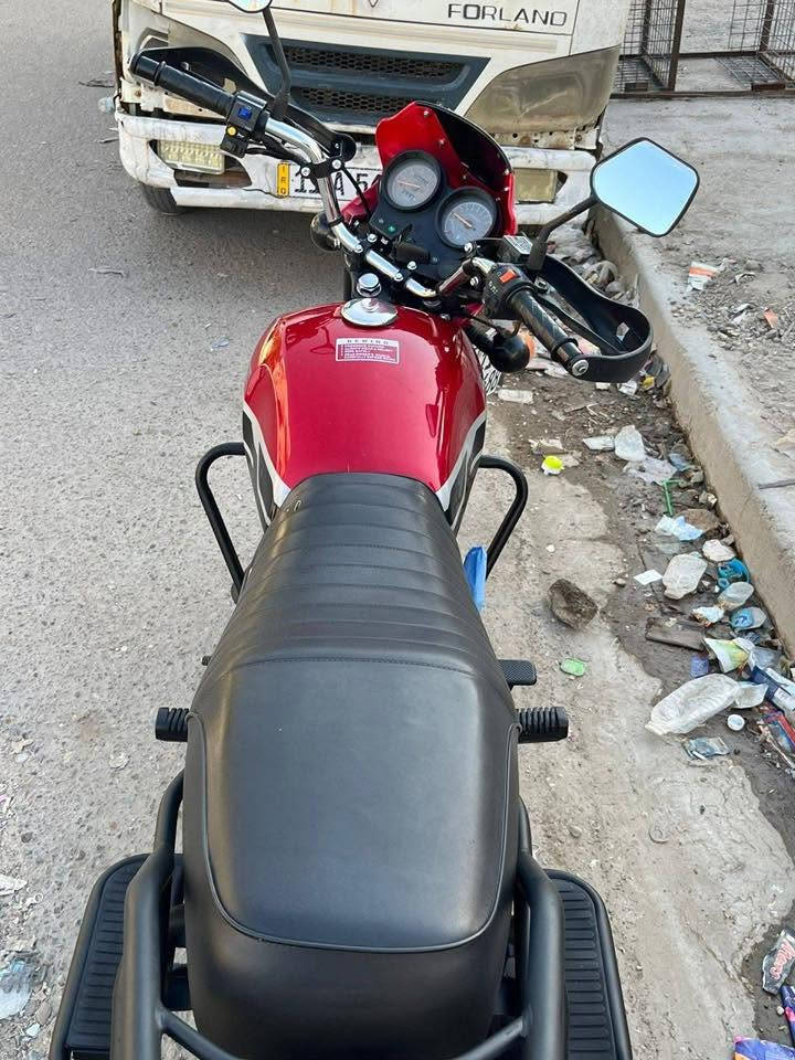 بيع مستعجل بسعر مليون وميه
متواجد فقط اتصال 📞 

‭***********‬
