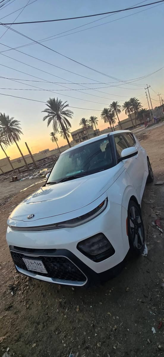 صول 20 Ex
ماشية ٩٠ الف 
نقص تبريد حادث بدون دواخل
السعر 133 بيها مجال قليل للتواصل الاتصال 
***********
