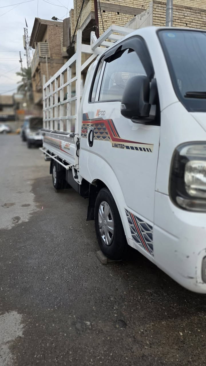 السلام عليكم كيه حمل 2022
جديده بلادي 

ماشيه ٥٠ الف

شاشه حساس بك

محجر مو وياها

مكفوله كفاله 

السعر 140وبيها مجال
***********
