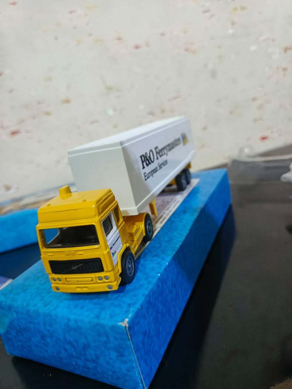 بل كتلوكات بعدهه
حجم 87
لبيع


**إذا كنت صاحب هذا الإعلان وتريد حذفه لأي سبب، رجاءا أرسل رسالة إلى الدعم الفني**