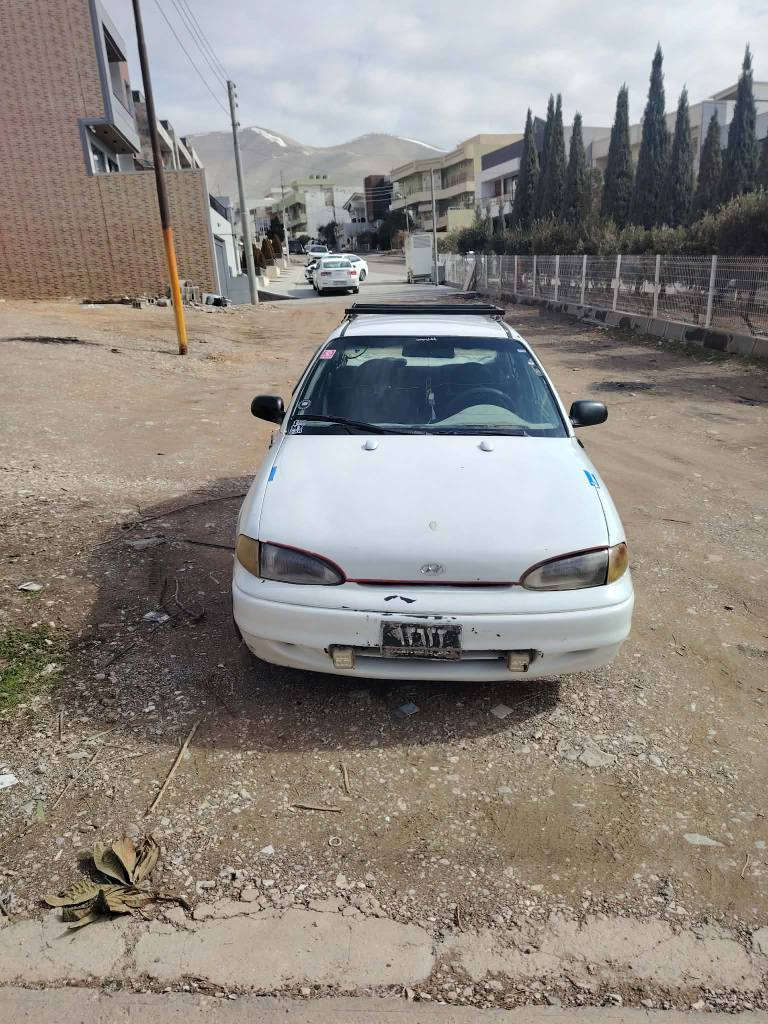 هؤندا ئكسينت مؤديل ١٩٩٤ گيروو مه كينه به شرته هه وا ي گرميو كاره باي هه موو به شرته شاشه ئايپاده ئارمي پلاسيكي سليمانيه زؤر كه م به نزين ئه خوات ته قه و ره قه به شرته مالي دؤسته
سعري ١٩ گه لاو تؤزيك مه جال
سليماني
*********** السليمانية, العراق
