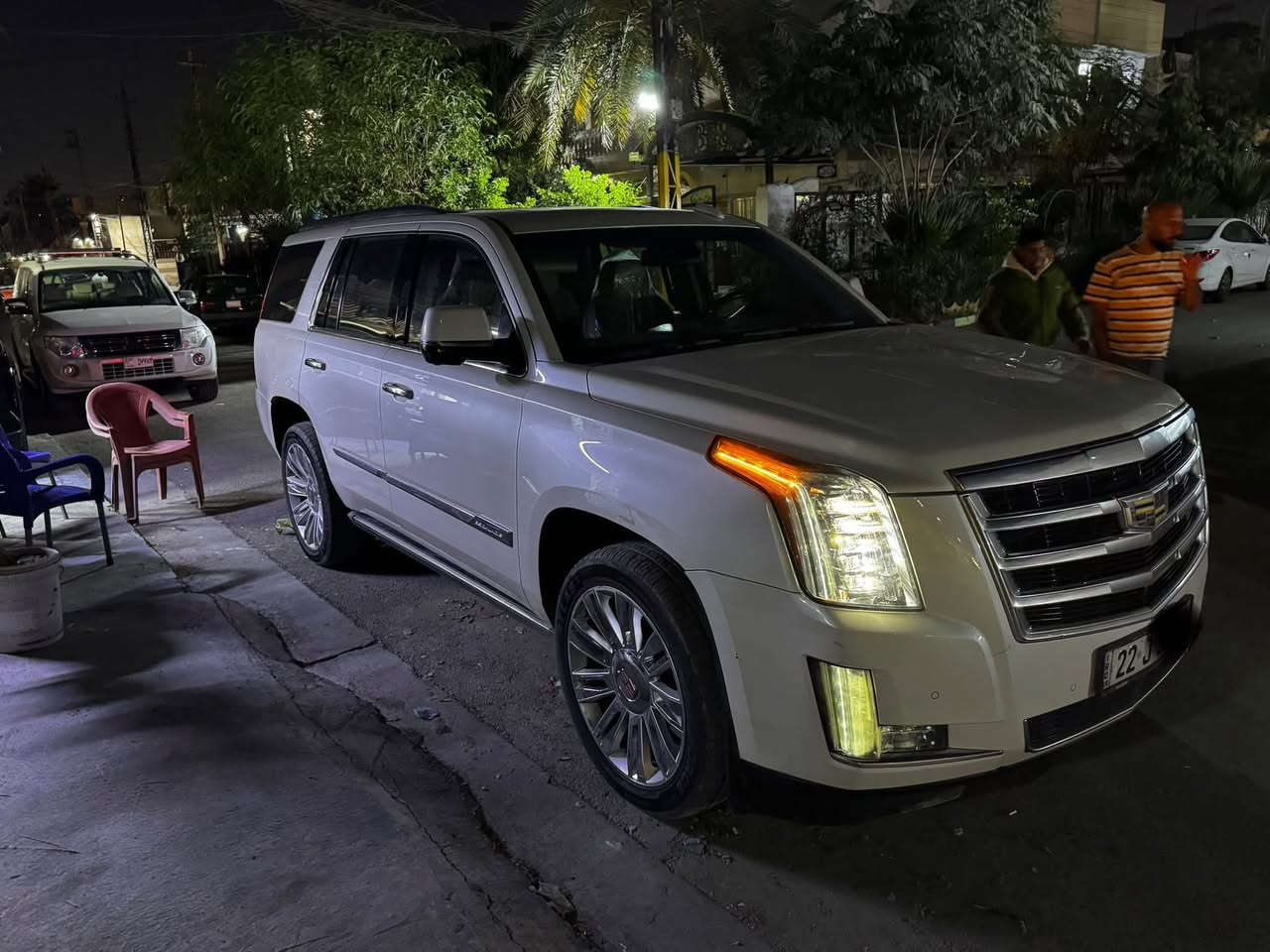 كديلاك سكاليد موديل 2015 خليجية بلاتينيوم فول الفول ٤ كامرات رادارات شاشات دوسات كهرباء فتحة جنطة كهرباء كشنات كهرباء وتدفئة وتبريد بيهه صبغ جاملغ خلفي رقم اربيل بأسمي هزة وسنوية جديدة السعر 32.500 
***********
