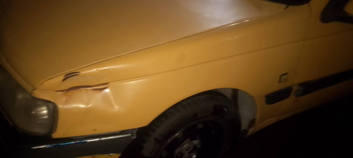 السلام عليكم اخوان عندي سيارة للبيع بيجو 405 السعر رايدهة ب35 ورقة وبيهة مجال للطيبين تاخذهة كاملة مصفرة وكاملة هيئةوغرامات ولسنوية ب2028 يلة تصقط اني صاحبهة الشرعي موديل 2016  ثاني يوم احول الك واي شي موجود بمقطع الفيديو راح تلكاه موجود بيهة ورقمهة الماني بغداد ه‍ـ ‍‍‍***********
