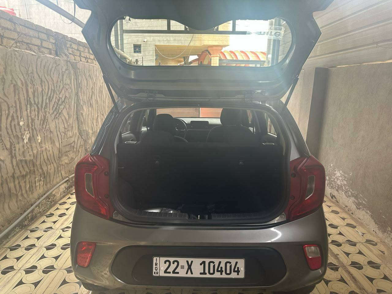 السلام عليكم
كيا بيكانتو ٢٠٢٣
ماشيه ٣٢
سياره جديده حادثه موضح بالصور
مكانها حله المركز
السعر ١١٥ وبيه مجال للاستفسار ***********
