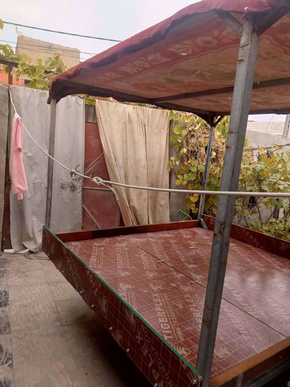 السلام عليكم ستوته امتيار مال امخضر بدي تسكام جديد موديل 14 السعر. خاص مكاني نجف الاتصال ***********
