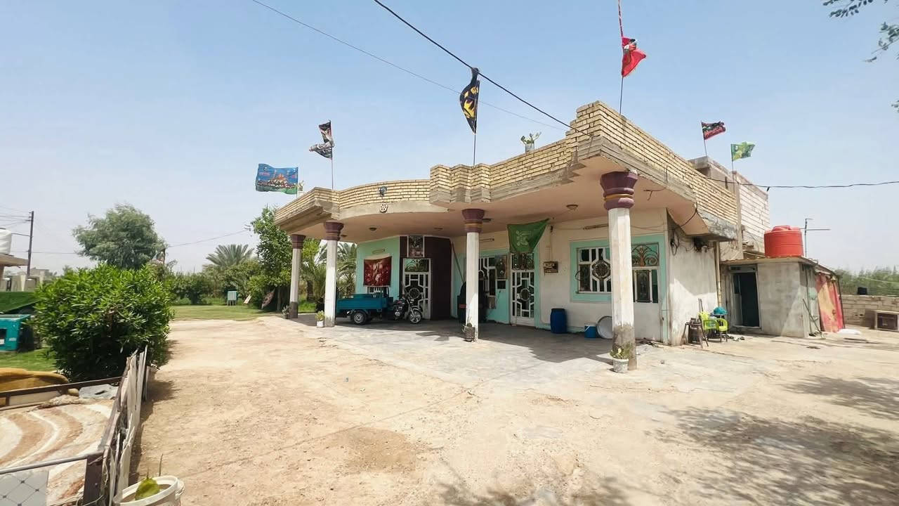 ارض زراعيه للبيع
مساحتها دونمين ونص 6,250م
طابو سند( زراعي 25)تحويل مباشر باسم المشتري
الخدمات/ ماء اساله وماء نهر كيلو عشره وكهرباء مولد ووطني ومدرسة قريبه 
داخل الارض بيت كبير بناء حديث 
و مشتمل وبستان وحديقه وحقل 
علماً ان الارض مسيجة بالكامل 
تبعد عن الشارع العام(طريق حله-بغداد)
500 متر 
الموقع// بابل// مشروع المسيب//مقابل منطقة البدعه

و مجاور متوسط سيد خليف العناوي 
فيه بيت كبير مضيف 10 متر 
صاله 9 متر 4 غرف نوم مطبخ 
بيت حديث بناء مسلح 
و بيت مشتمل ثاني 

مكتب دلاليه المأوى للعقار المحاويل الشارع العام مقابل كراج المحاويل 
***********
***********
