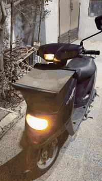 دراجة ياماها جديده فقط بيه فطر بل كفر الامامي مصلح وال باقي كله بلادي ...