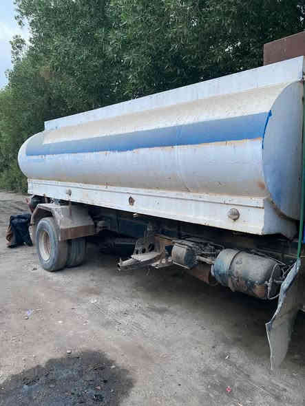 تنكر الى بيع +قمارنه مال نكار+ قمارنه تك+محرك ٦٠ لا ينقص ولا بخر .

رقم الهاتف *********** .
بغداد المدينة الصدر .
