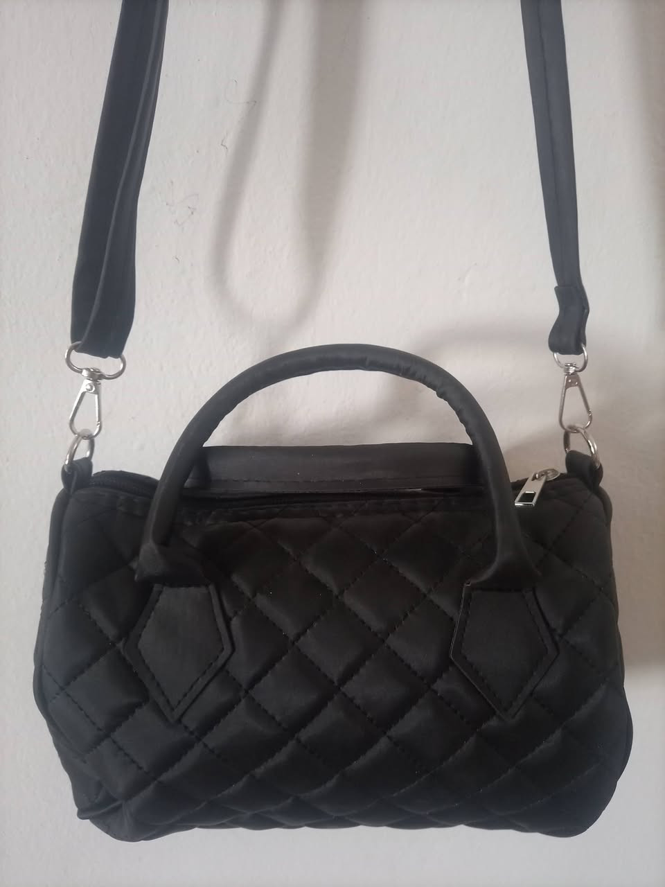 ابيعهن بسعر جمل ه  العدد  29   شرط   اصليات


**إذا كنت صاحب هذا الإعلان وتريد حذفه لأي سبب، رجاءا أرسل رسالة إلى الدعم الفني**