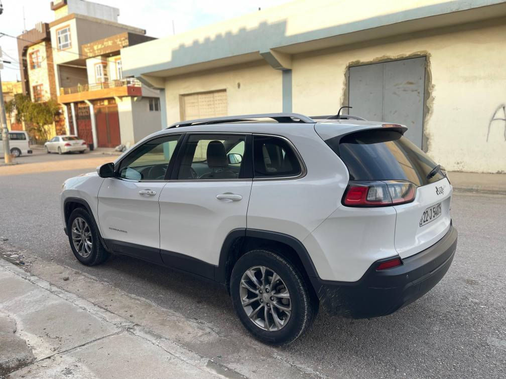 فرۆشتنی خێرا
Jeep cherokee 2019
 132 گەڵا
ژم:***********
جێب چیرۆکی ٢٠١۹فول فولە سلاید و پانۆ ڕاما و کوشن جڵدە
ڕادارە، بەسمەو شەغالە
٤تایەی تازە
 ،تازە سێرڤسی کامل کراوە
ئەوتۆ برێک 
ئەوتۆ پارک
کوشن هیتەر
سوکان هیتەر
لایت لید
ئەی بی ئێس
مەکینە ۲.٤ مەرغوب بۆ کاسکێت کراوەتەوە
سەنەویو ڕەقەم تازە بێ ئێڕباک بێ ناوگرتن 
  تەنها بۆنیتی بۆیاخە لەگەڵ دوو پەڵە کارتی بچوک
*********** رانية, السليمانية
