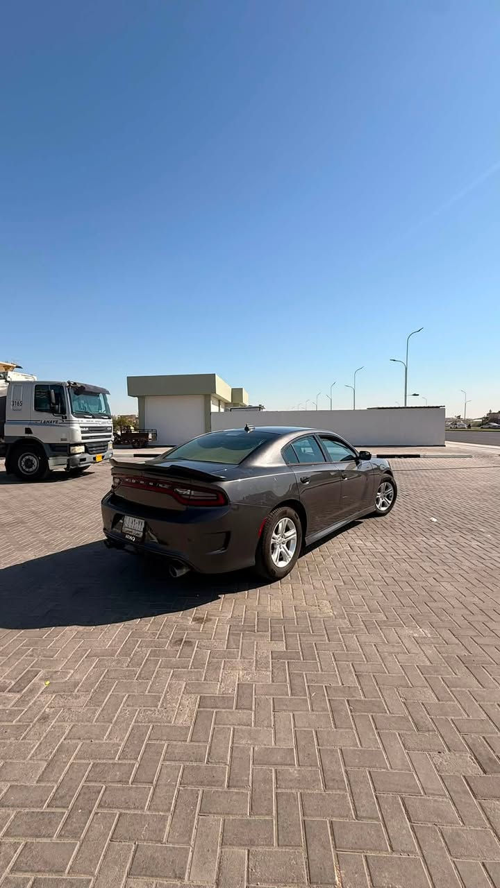 جارجر مديل20للبيع بيهه ضربه جاملغ وباب +قطع صبغ 3سياره مال بيت مو مال خط كلش نضيفه حديديه خلفيه اماميه جديده تبريد ثلج مكينه كير كفاله كلش نضيفه السعر 175  
تواصل ***********
