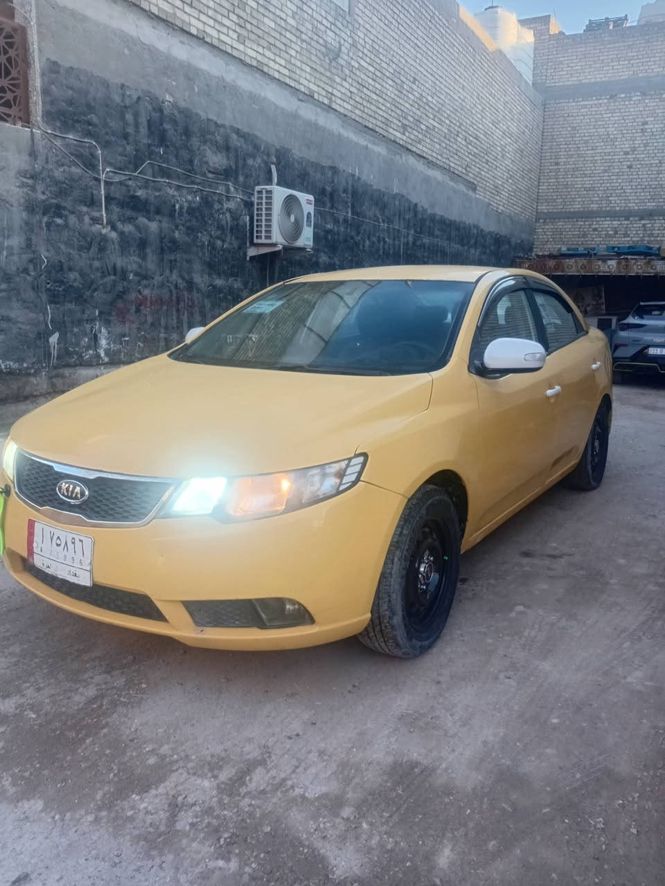 كيا فورتي موديل ٢٠١٠ وارد أمريكي بيهه تبديل قماره فقط سياره جاهزه من كلشي مكينه وكير تبريد تخم تاير صدر جديد رقم بغداد مشروع وطني سنويه جديده مكينه ٢٠٠٠ دوش سعر ٦٧ بيهه مجال شراي تحويل مباشر  بجم كبس شواصي حوض مكفوله تكم  ***********
