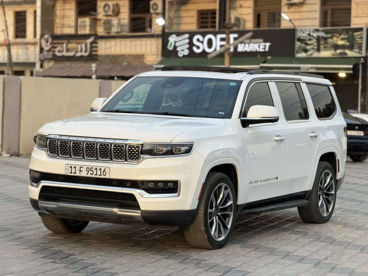 جيب واكنير 2022 فول مواصفات 1/1
ياالله 

السلام عليكم جيب واكنير 2022 سيريس 3وارد امريكي

Jeep Wagoneer Series Iii 2022 White 5.7L 8

         حجم المكينه : 5700 V8

المسافة المقطوعة : 38 الف ميل 

الضرر : سرقه بيبان جاملغات بنيد صندوك  ومبدل بيبان جاملغات صندوك بنيد نفس الون 

          حالة الايرباك : سليم مطاك ولا ايرباك   

#مواصفاتها

1.ثلاث شاشات

2.بصمه

3. تشغيل عن بعد

4.دوسات جانبيه

5.كشنات جلد

6.كشن السايق ميمري

7.كشنات كهرباء

8.صندوك كهرباء

9.حساسات خلفيه

10.3 قطع تبريد 

11.اشاير بالمري

12.رادار امامي

13.رادارات 360

14.ثلاث وضعيات قياده

15. بنوراما فتحتين

16. كير ماوس

17. نظام منحدرات

18. هيترات بالكشنات حار بارد

19.ويل كب كروم

20.لايتات لد

21.بكلايت لد

22.كشافات

23.بصمة ابواب

24.سبعه راكب

فول مواصفات 1/1 جاهزه مرقم بغداد تحويل ثاني يوم

#السعر  الطلب في التعليقات سيأتي إليك مباشرة 

تفاصيل اكثر هذا رقمي *********** تحياتي 

مكاني بغداد حي الجامعه
