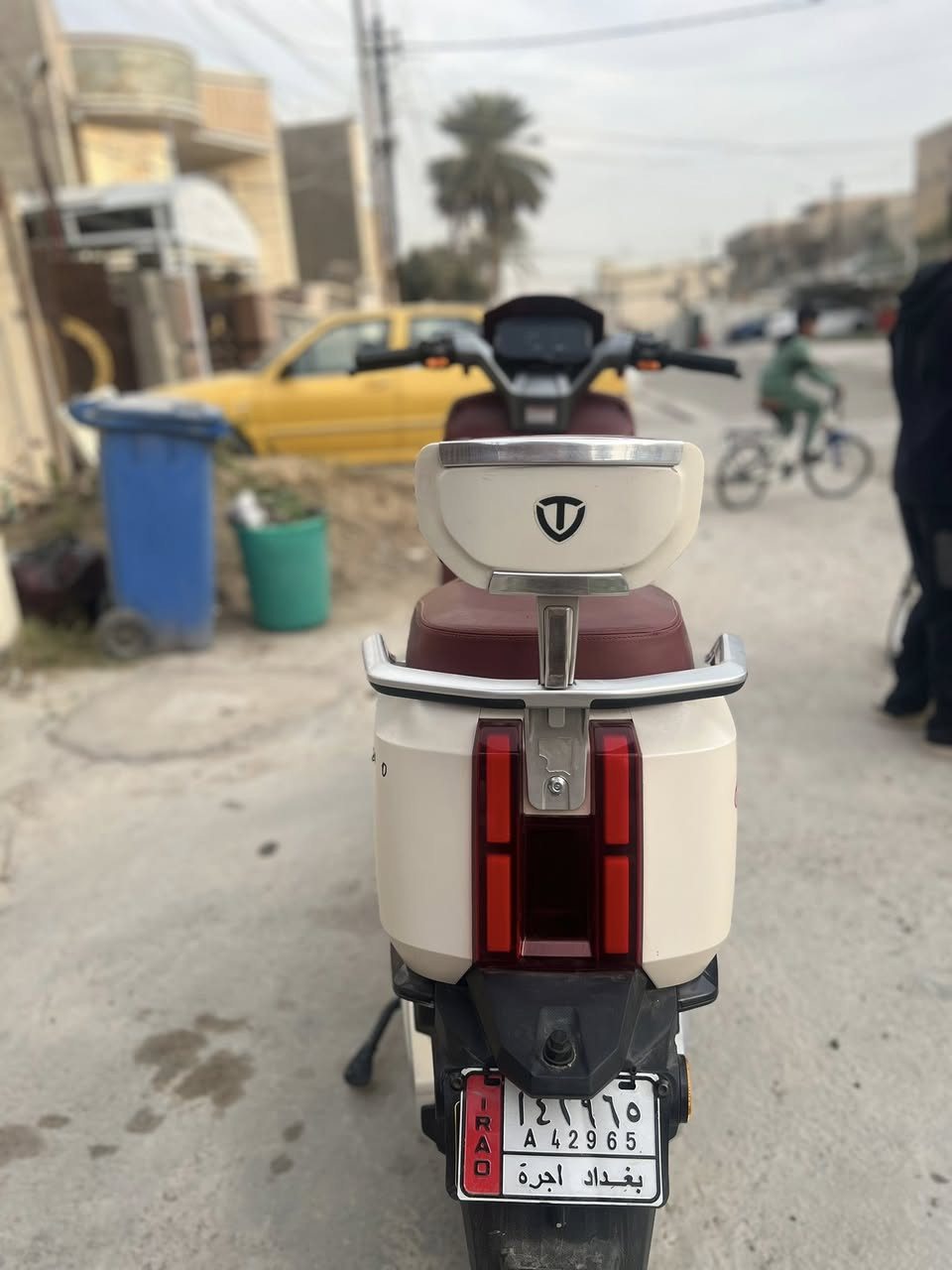 السلام عليكم للبيع ريان وحش كون VIP دراجه جديدة استعمال شي قليل جدا دراجه شخط واحد ما بيها كامله 6 باتري مصطرةملف 2000 دراجه غنيه عن تعريف مكاني بغداد شراي ***********
