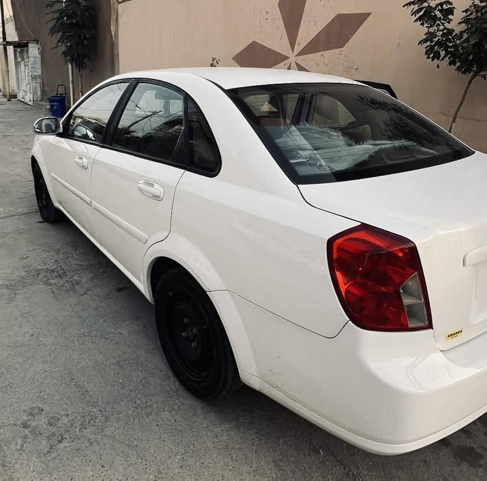 سلام عليكم 
اوبترا 2005 [للبيع]
نظيفة  مثل ما موضحة بالصوره وأكثر
وكيل أول تحويل مباشر[سنويا منتهي] متواجد في كركوك 
السعر {69} وبي مجال بسيط 
غير متواجد على الفيس للمعلومات أكثر اتصل على الرقم (***********)
