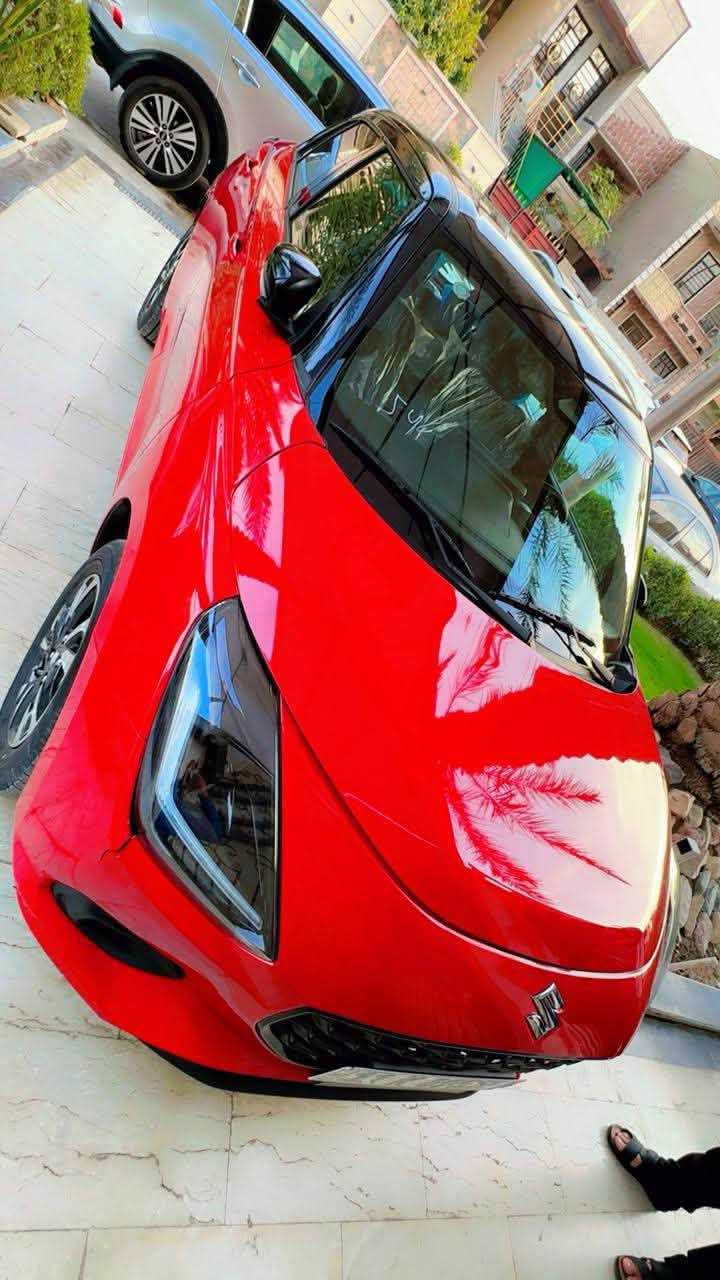السلام عليكم 🫡

سازوكي سويفت  Suzuki Swift 🇯🇵

 وارد خليجي 

2025 💡

Hybrid ⚡️

……….

بصمه + بصمه ابواب ⚙️

شاشه + كامره خلفيه 📸

كاربلاي + اندرويد اوتو 📱

تحكمات ستيرن اربع جهات 💿

قياده ذاتيه + تحديد مسار

شفتات ستيرن ✅

رادار امامي 📺

رادار خلفي 📺

رادار جانبي 📺

حساسات خلفيه🌀

اشاير مري + مري شفط 〽️

كشاف ضباب 🔦 

تبريد بيانو 🎹 

مانع انزلاق ◀️

اوتو ستوب ➕

تكون مجهزة بـ 6 إيرباغات👁️‍🗨️

………..

ماشيه فقط 16000 km 

رقم بغداد الجديد 

مكان السيارة بغداد البلديات

كتلوكات الشركه بعدها بيها

سعر السيارة 95 ورقه

للاتصال ***********☎️

السيارة مطلوبه اقساط 

التسديد على الماستر من قبل صاحب السياره
