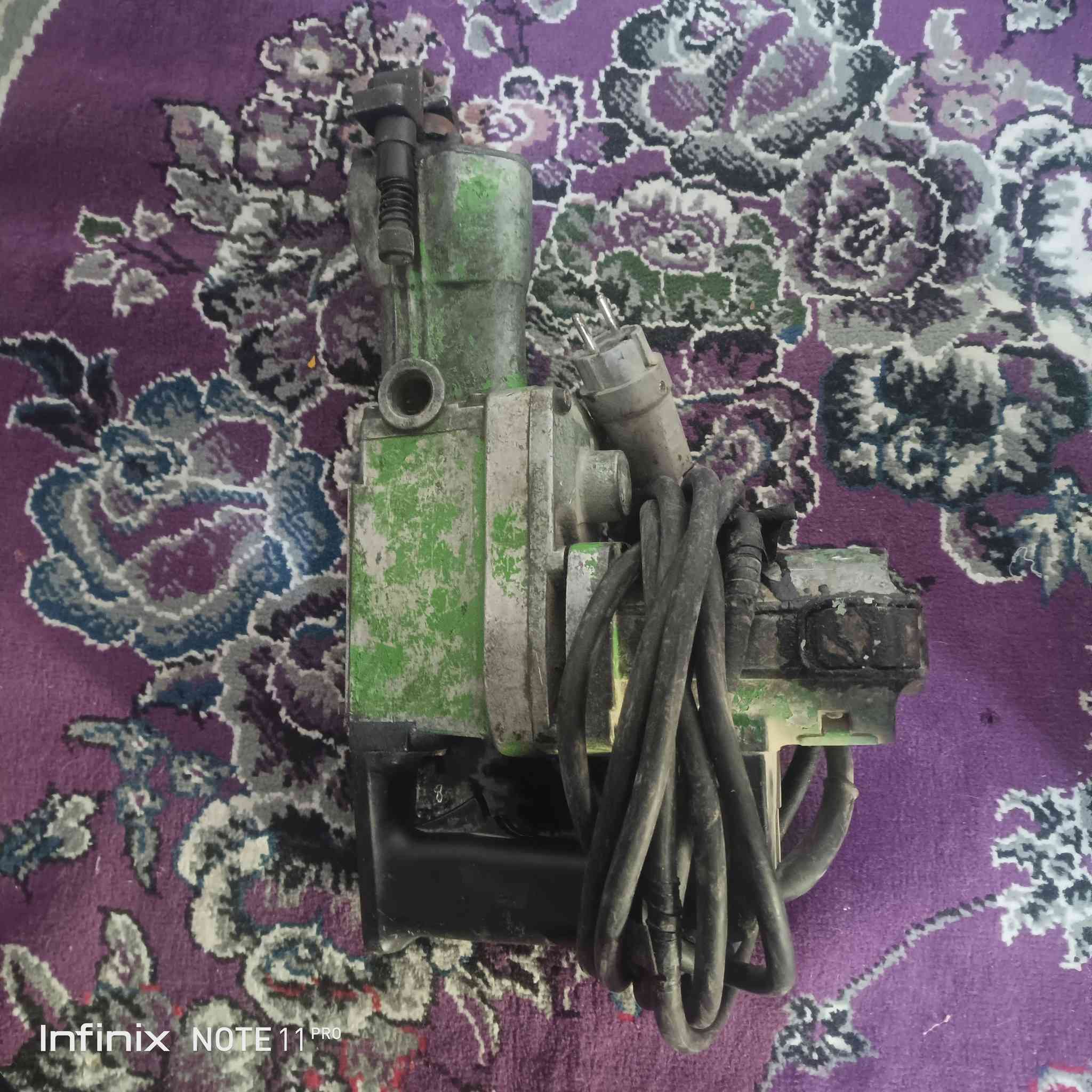 دريلات للبيع عدد ٤
سعر على الخاص 
الاستفسار اتصال على الرقم ***********
 مكان بغداد البلديات قرب فلكه حمورابي
