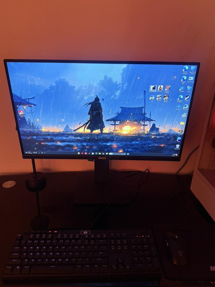 Pc لبيع
جديد مع ضمن الشاشة وملحقات
شاشه 180 هرتزيه+سماعات+كيبورد
i5-10400F CPU
2.90GHz
Ram 16g
AMD Radeon RX 6600 8GB
Storage 943 GB
DESKTOP-JDN
السعر خاص


**إذا كنت صاحب هذا الإعلان وتريد حذفه لأي سبب، رجاءا أرسل رسالة إلى الدعم الفني**
