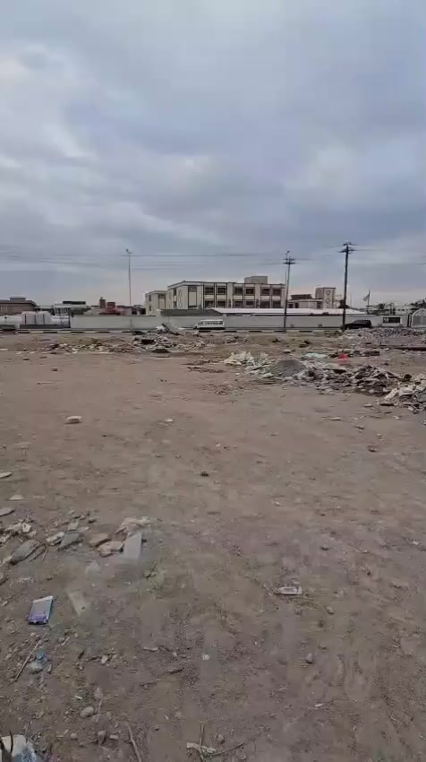 قطعه ارض تجاريه في الخربطليه  مقابل شركه النفط كليه مدارس الكنوز على الشارع طابو صرف مساحه 330 متر سعر بجانب العالميه للرشاقه سعر المتر 3 مليون للاستفسار 
***********
احسان العلي
