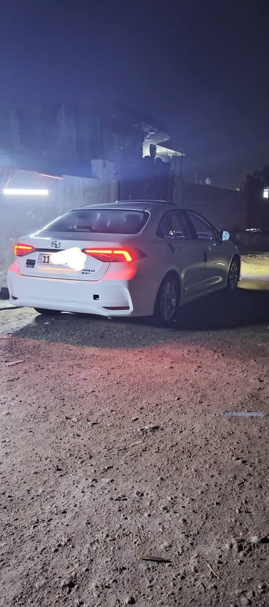 السلام عليكم كورلا هايبرد موديل 2024 فول مواصفات فتحة بصمه رادار امامي شاشه تحكم ستيرن كشن كهربائي سايد بريك كهربائي ويل كب ماشي 35 مابيه حادث لاطخ بس بيه شخوط    قليله سونارموجود السعر 147 رقم الهاتف‏‪***********‬‏
