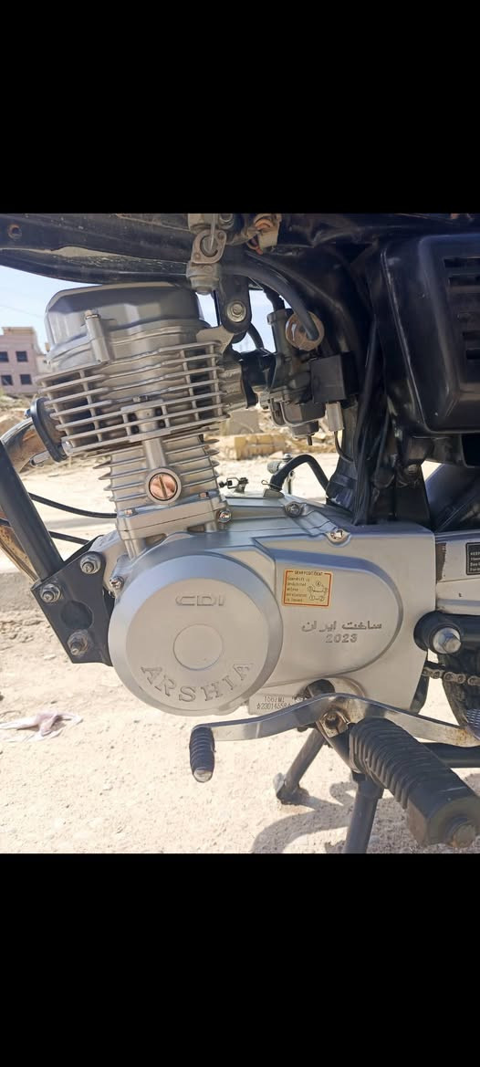 السلام عليكم دراجه 23 23 للبيع ارشة اوراق العنوان كربلاء السعر 700 بيها مجال ***********
