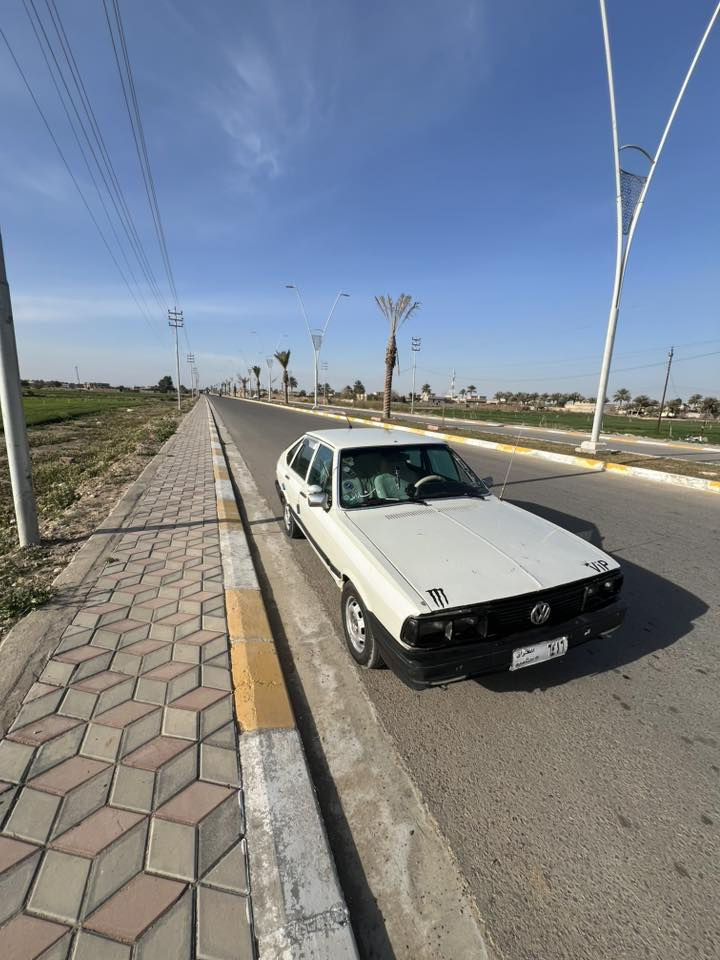 @برازيل موديل ١٩٨٧
محرك نضيف
كير نضيف
صدر تعبان امامي خلفي نضيف
شرط التحويل
سياره حلوه
مسجل شغال 
كهربائيات كلها شغاله من الايت لل بك
تواير ٤ جدد حته السبير جديد
مكان السياره البوعجيل 
السعر ٢٠ وبيها مجال 
***********تصال عل صاحبه👉🏿
