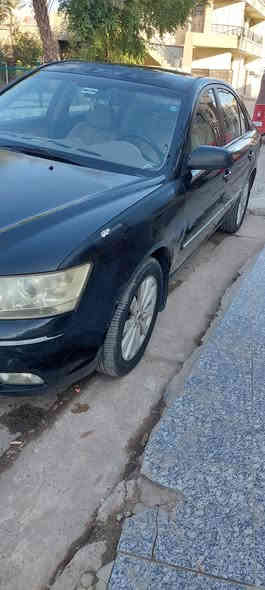 السلام عليكم سوناتا واردامريكي اربعه سلندر ٢٤٠٠ الموديل ٢٠١٠ أربيل بأسمي سياره جاهزه من كلشي تدفئه تبريد سلايد روف طكتين دبل صالنصه  كير محرك صدر جديد بس الدبلات تعبانه سنويه نهايه السبعه وعشرين السعر ١١٥ المكان الدوره قرب مجسر مفرق الدوره ممتواجد على الفيس ***********
