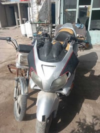 للبيع فورزه 0\6 محرك شغال بس عوزه ترتيب 07818686001