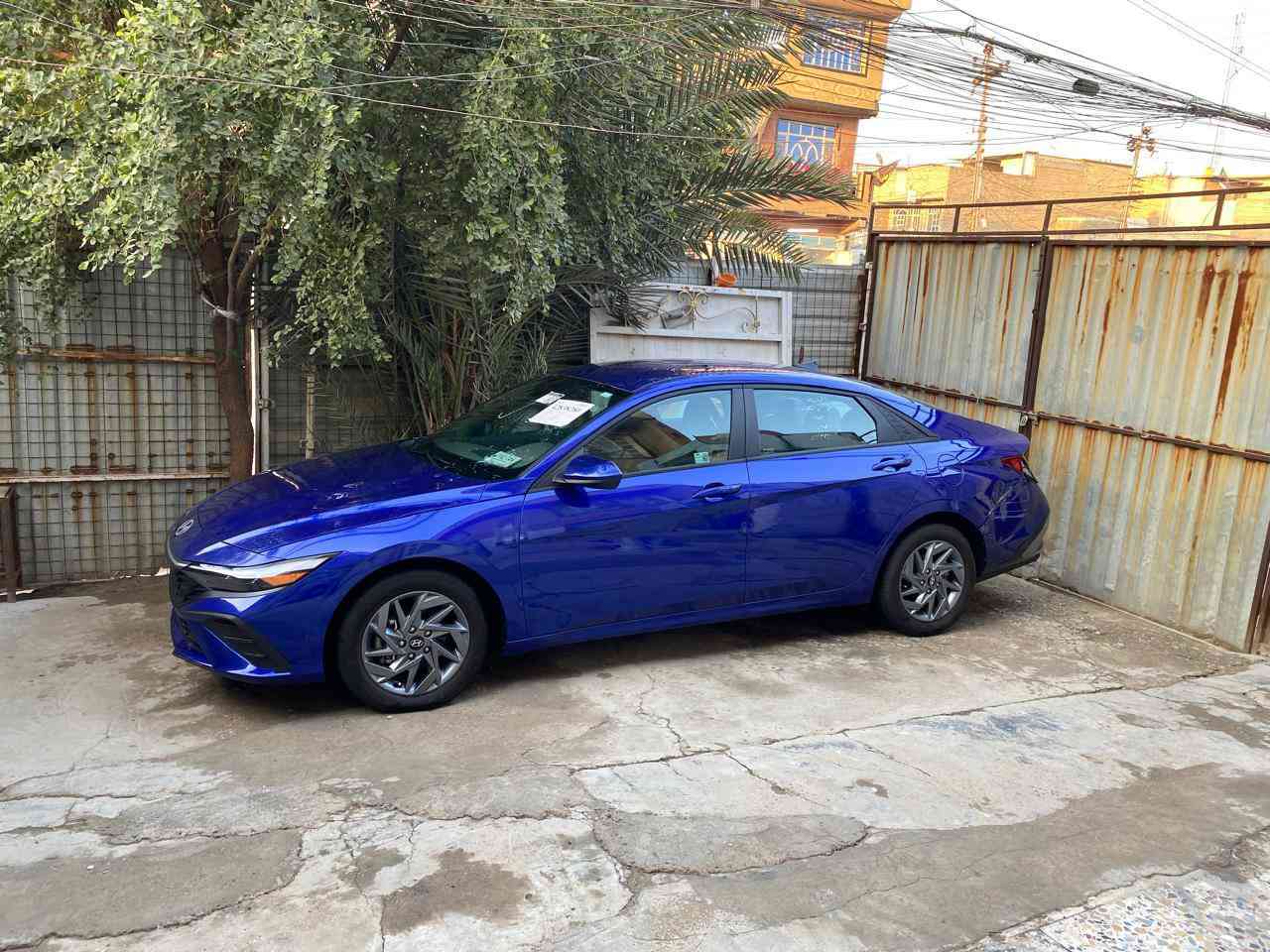 السلام عليكم هونداي ألنترا موديل 2024 الون جويتي مواصفات نص فول دخول جديد بدون رقم السعر 160 مكاني بغداد رقم الهاتف ***********
