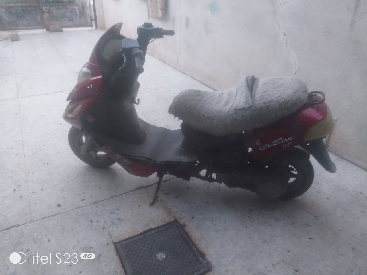 السلام عليكم ماطور يوبن للبيع سعر 125 وبين مجال رقم الهاتف *********** بي واتساب
