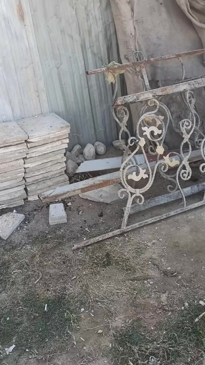 سلام عليكم   الي عنده سكراب حديد اشتري شكد ماعندك راسني واجيك للباب
عندك بالسطح  احنه انزله  وين مجان نشتري سكراب. حديد 
*********** وات ساب أو اتصال    كربلاء. فقط
