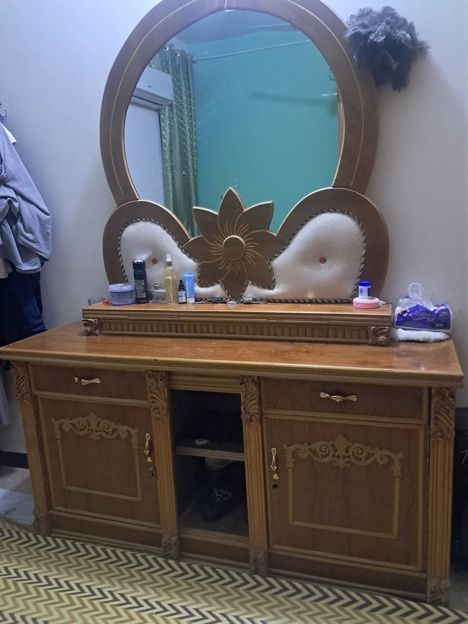 جربيه وميز مرايه وكومدينة اثنين صاج تزكام


**إذا كنت صاحب هذا الإعلان وتريد حذفه لأي سبب، رجاءا أرسل رسالة إلى الدعم الفني**