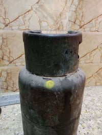 دبة غاز عراقية متروسه نص السعر 65 بغداد الشعب اتصال فقط 07713734486
