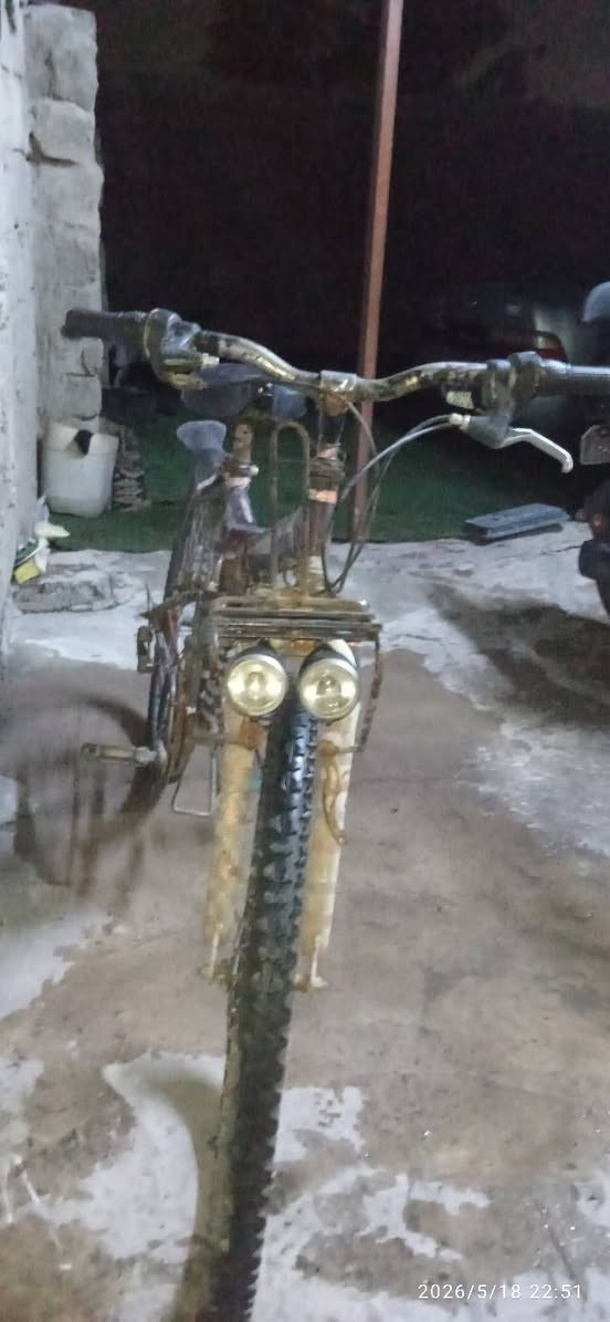 السلام عليكم 
بايسكل جبلي لل بيع مواصفات دبلات ور وكدام  كير ثنين  يعوزو بس قمجه سعر 40 وبي مجال بسيط لل طيبين ال شراي يراسلني عل خاص


**إذا كنت صاحب هذا الإعلان وتريد حذفه لأي سبب، رجاءا أرسل رسالة إلى الدعم الفني**