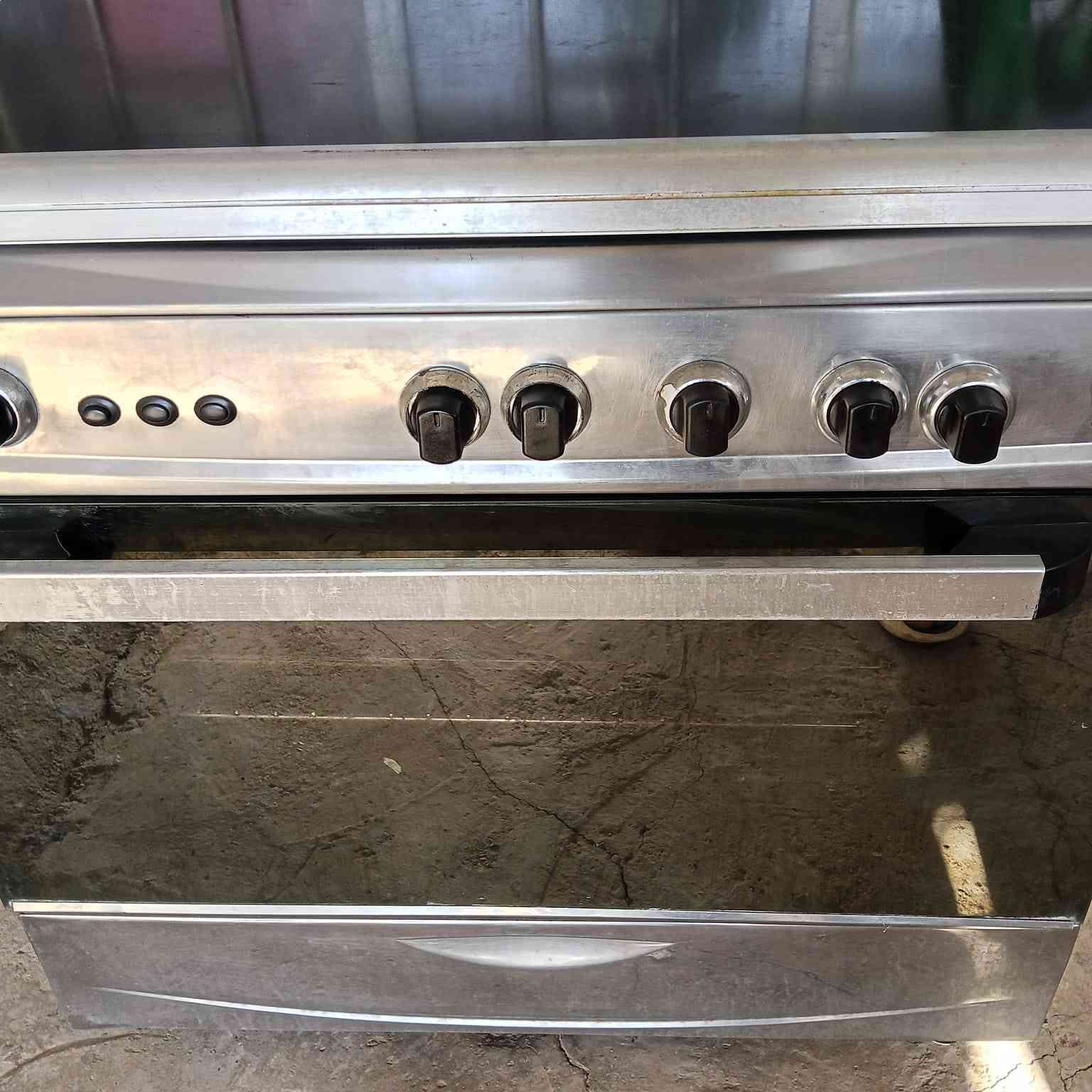 طباخ فريش مصري. نظيف وشغال علفحص فرنه فوك وجوة شغال


**إذا كنت صاحب هذا الإعلان وتريد حذفه لأي سبب، رجاءا أرسل رسالة إلى الدعم الفني**