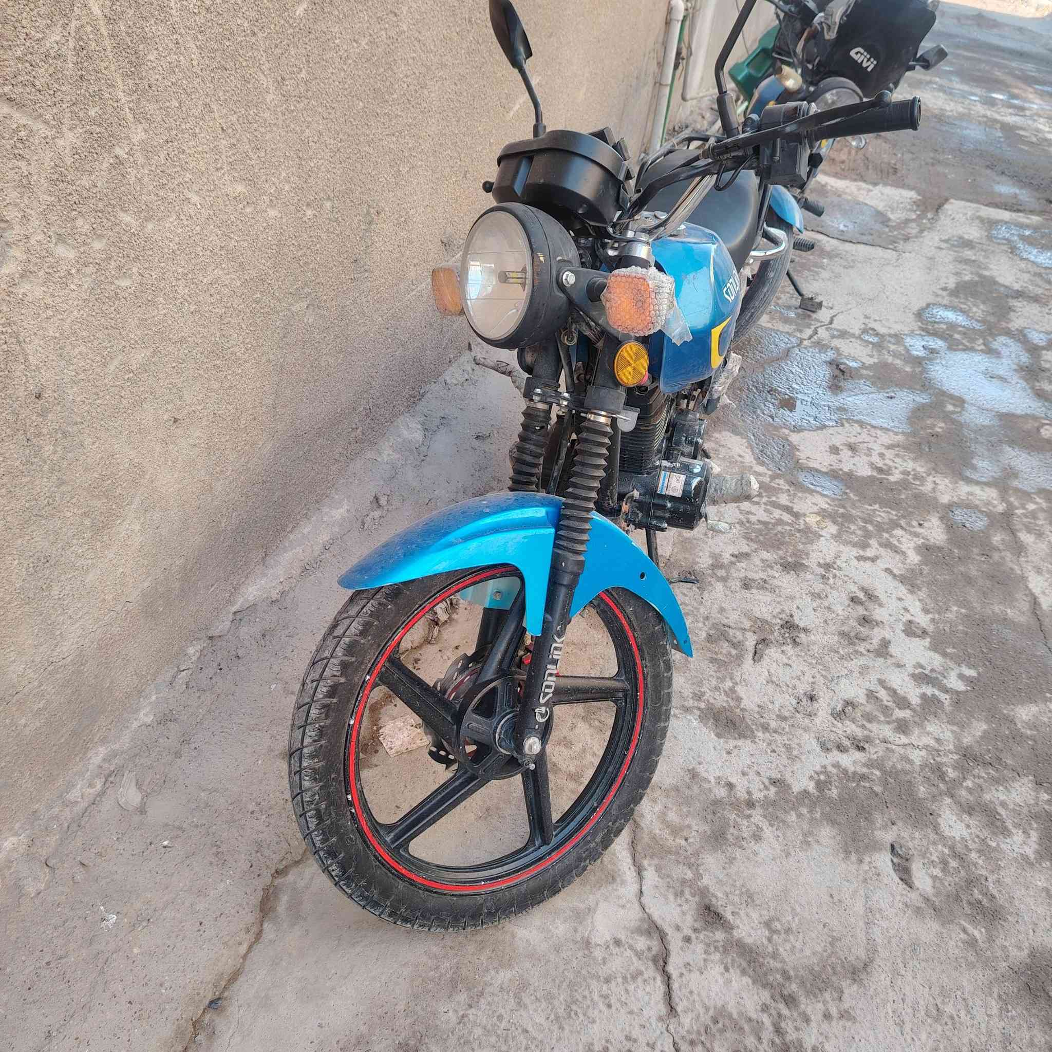 السلام علیکم شباب دراجه سونيك MAX1 المرغوبة موديل 24 اوراقها کامله دراجه مقفوله لا تبخیر لا تنقيص لا مجفته لا نضوح دراجه جدیده کلش کله نقص ما بيها سعر 750 وبيها مجال عنواني زعفرانية لوبسمايا لاستفسار اتصال على الرقم او واتساب ***********
