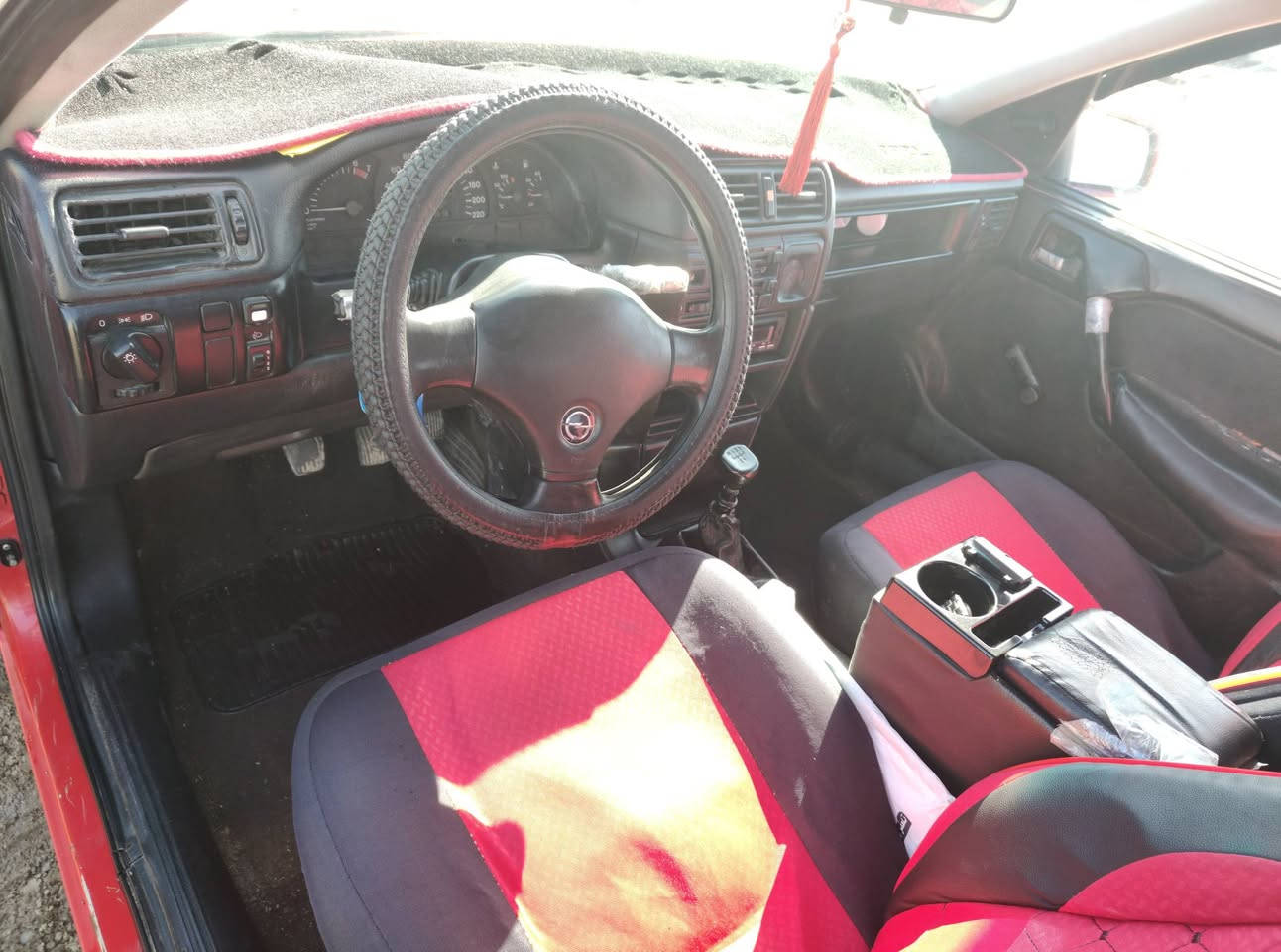 بسم الله الرحمن الرحيم
اوبل فكتره حجم 18موديل 91 رقم مسطرة نينوى.
- سيارة نظيفة بأسمي.
- كابون اكتروني بيها.
-شرط بدون دواخل صبغ فقط رش. 
-غرفه جديده.
-تواير جدد ويل كل.
-كير ومحرك شرط .
-نظيفة انظف من اوبترا مشيتها مريحة محرك نشط، سيارة نظيفة شرط من دعامية لدعامية . 
 السعر 50 .
للاستفسار
***********
***********
