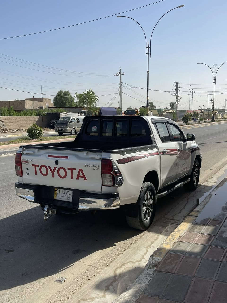 السلام عليكم بيكم فورويل موديل 16سنويه جديده مكفوله بصمه كير أوتماتيك رقم مثنئ إنكليزي مكانه كربلاء السعر 248 وبيه مجال اتصال ***********
