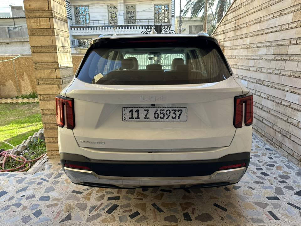 السلام عليكم
سورنتو 2025 اخت زيروو ماشيه 🔺2700 كم 

السياره مكفوله من كلشي من الشخط محرك 4 سلندر 2500 

فول مواصفات . بونراما فتحت سقف . بصمه ترحيب . الباب الخلفي كهرباء . كير ماوس . بردات جانبيه . شاشه نفكيشن وكامره . حساس امامي خلفي . زينون . كشنين كهرباء .

السعر 290 ورقه 🔺

*********** 
مكان السياره بغداد .. السيديه
