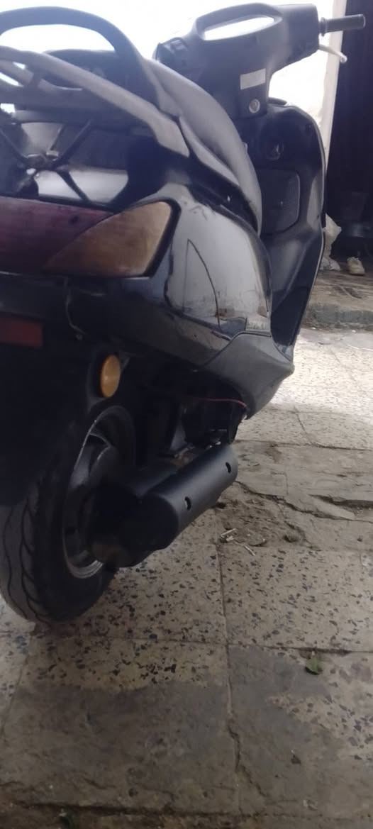 دراجه سبيسي ياباني للبيع
مدراجه مفتوحه رايمر(فقط بستم) 
كهربائيات كله شغاله سلف هندر  لايت لد
 كفرات اصلي مختوم سعر 550 وبيه مجال
***********
